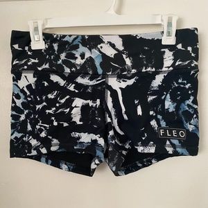 FLEO 3.25 shorts - Hint of Blue - Size Medium